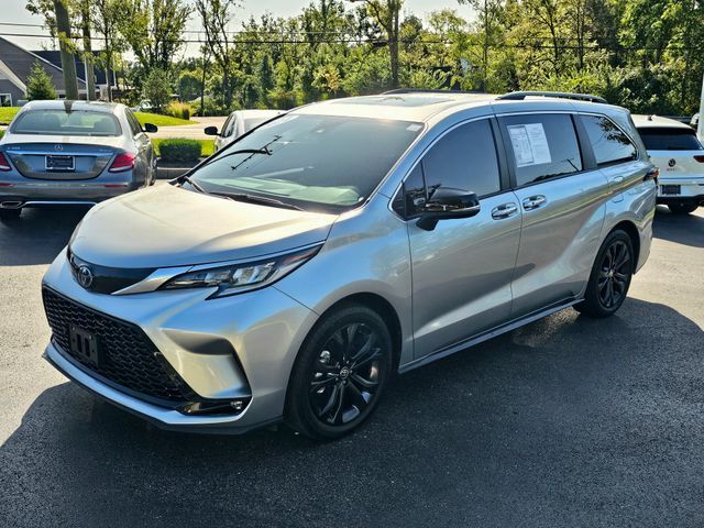 2024 Toyota Sienna XSE 7-Passenger FWD with XSE Premium Package