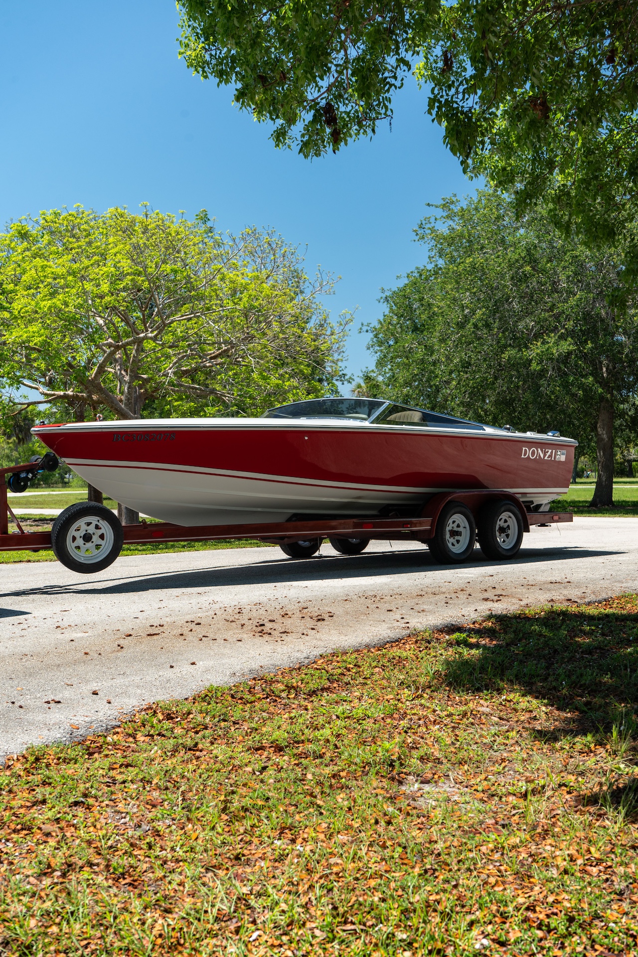 502ci-Powered 1994 Donzi Classic 22