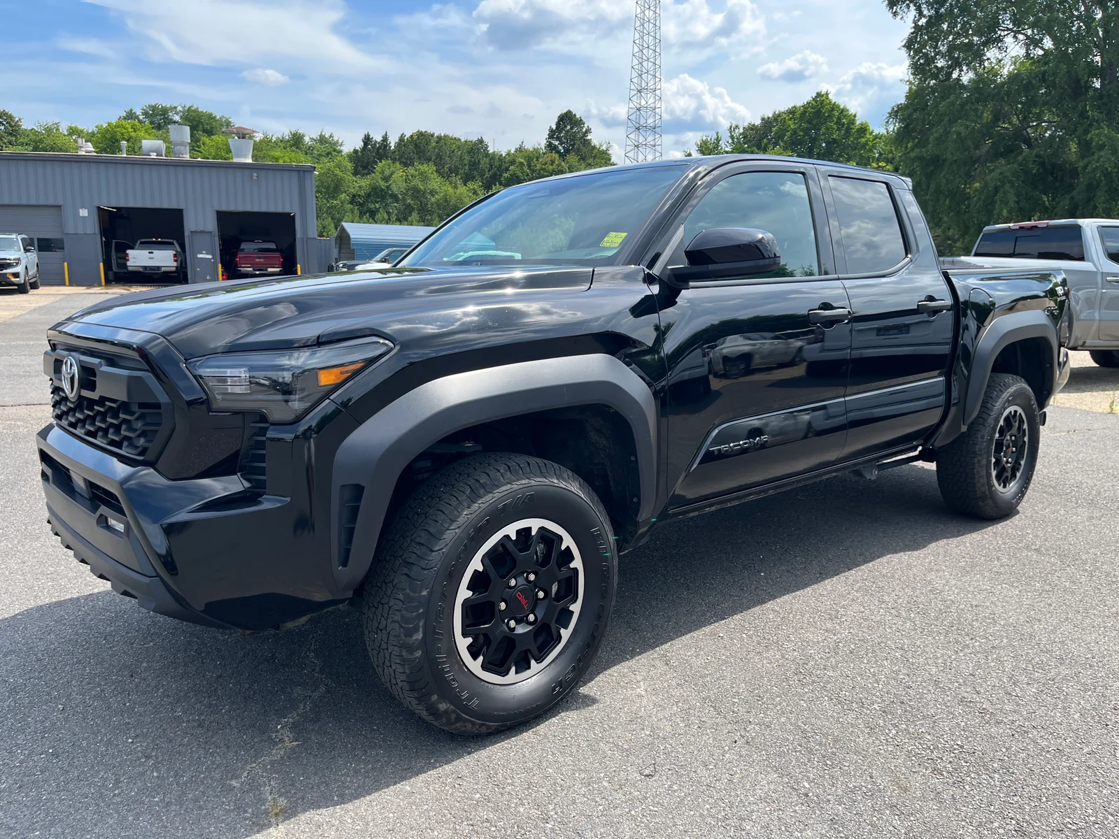 2025 Toyota Tacoma SR 4WD Double Cab Short Bed