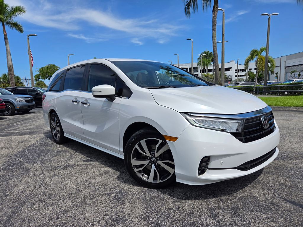 2024 Honda Odyssey Touring FWD 8-Passenger