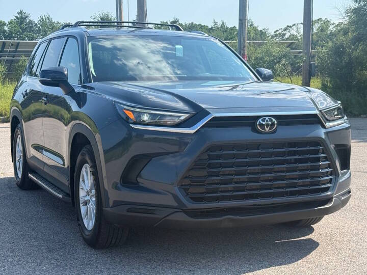 2026 Toyota Grand Highlander Hybrid XLE AWD, 3-Row SUV